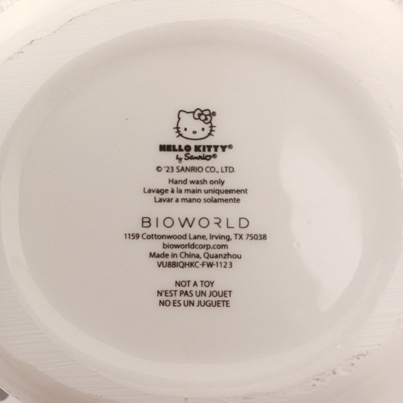 Bioworld × Hello Kitty By Sanrio Figural Ceramic Mug - Picture 7 of 13